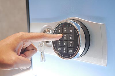 Safe Unlocking Streamwood Commercial Locksmith